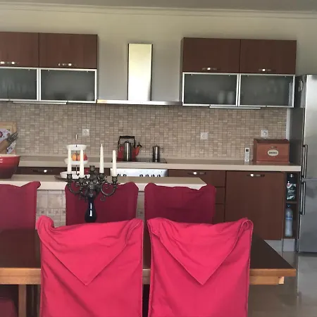 Schoenes Familienappartement In Pelekas, Corfu Mit Meerblick Διαμέρισμα