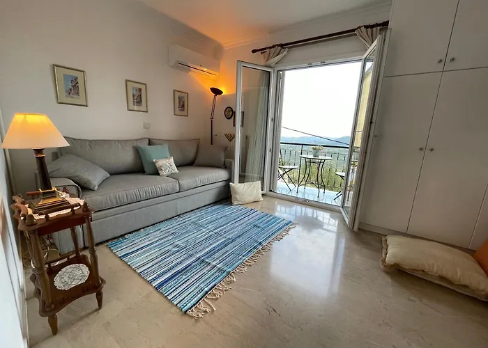 Schoenes Familienappartement In Pelekas, Corfu Mit Meerblick Appartement Pelekas